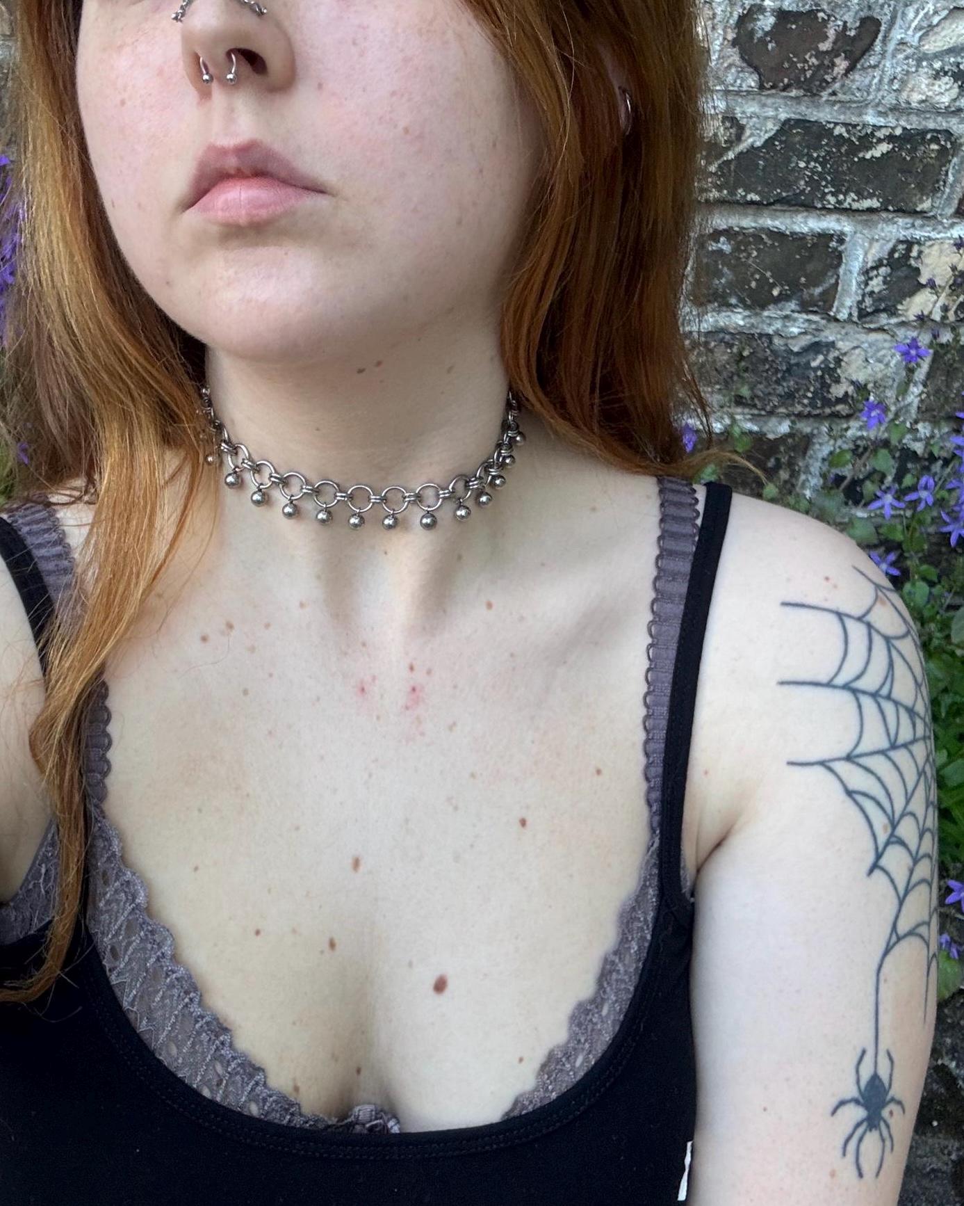 Dangling Choker