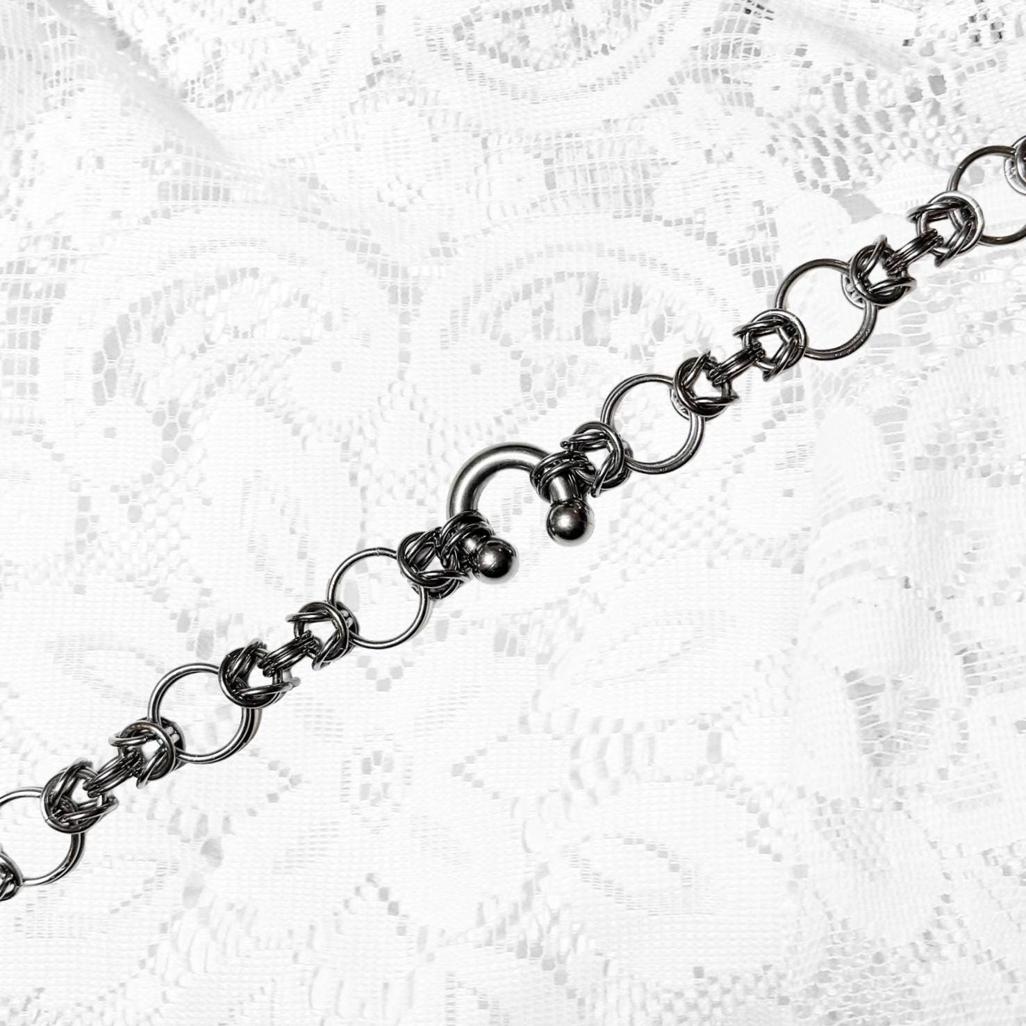 Derailed Choker